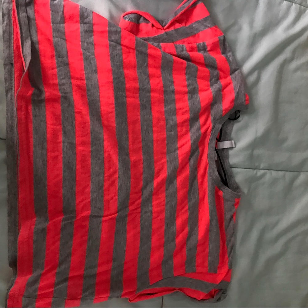 Crop striped tee💞💓💝